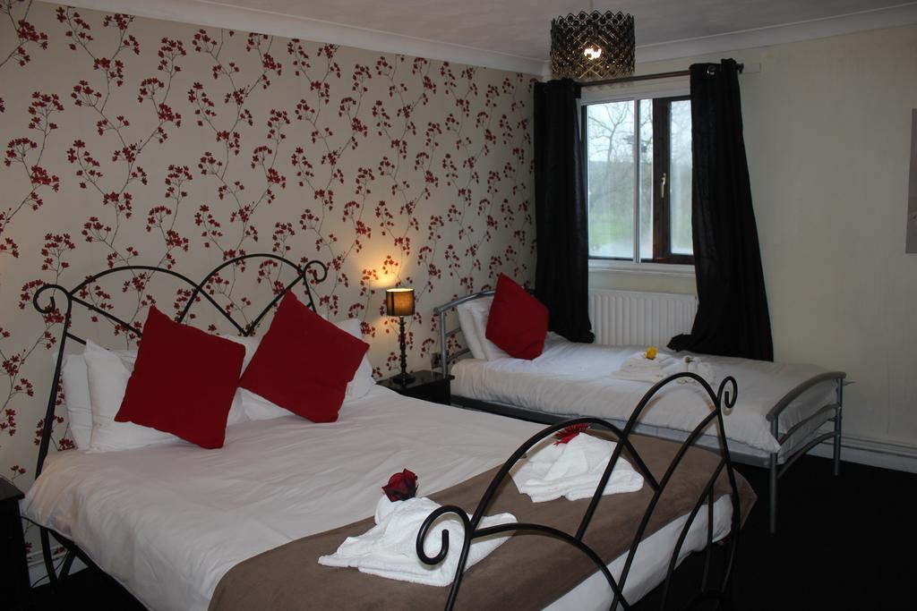Hotel The Swan At Stoford Stapleford  Zewnętrze zdjęcie
